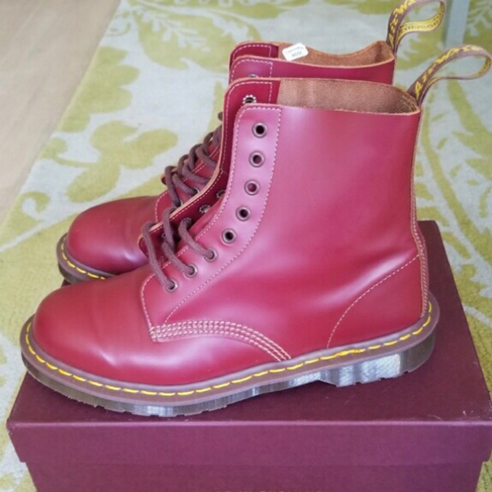 Stunning men’s Dr Martens Boots